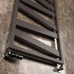 LÉGÈRETÉ LUXUEUSE