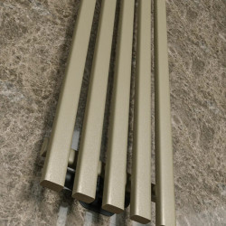 Grzejnik dekoracyjny pionowy BRISE 5 | Ldhiver.eu